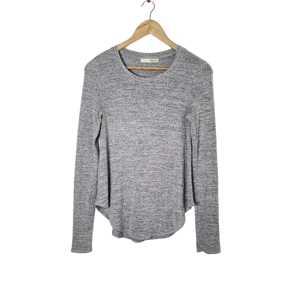 Aritzia Wilfred Free Diapason Gray Long Sleeve Tee Women's Size M - Picture 3 of 14